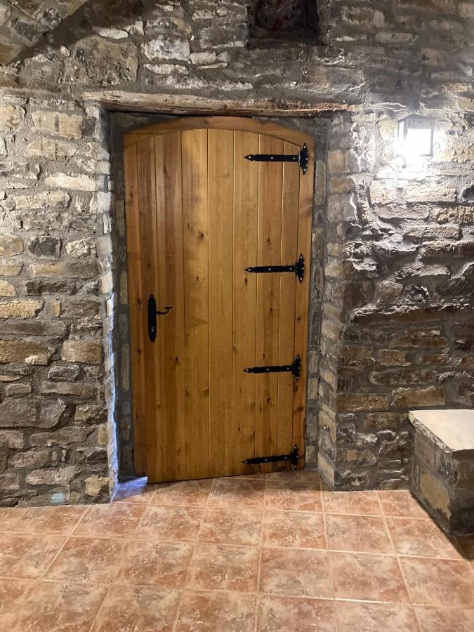 El Pueyo de Araguás Casa Encuentra, En El Pirineo Al Lado De Ainsa 게스트하우스 외부 사진