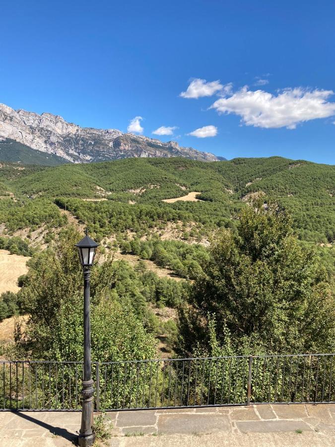 El Pueyo de Araguás Casa Encuentra, En El Pirineo Al Lado De Ainsa 게스트하우스 외부 사진