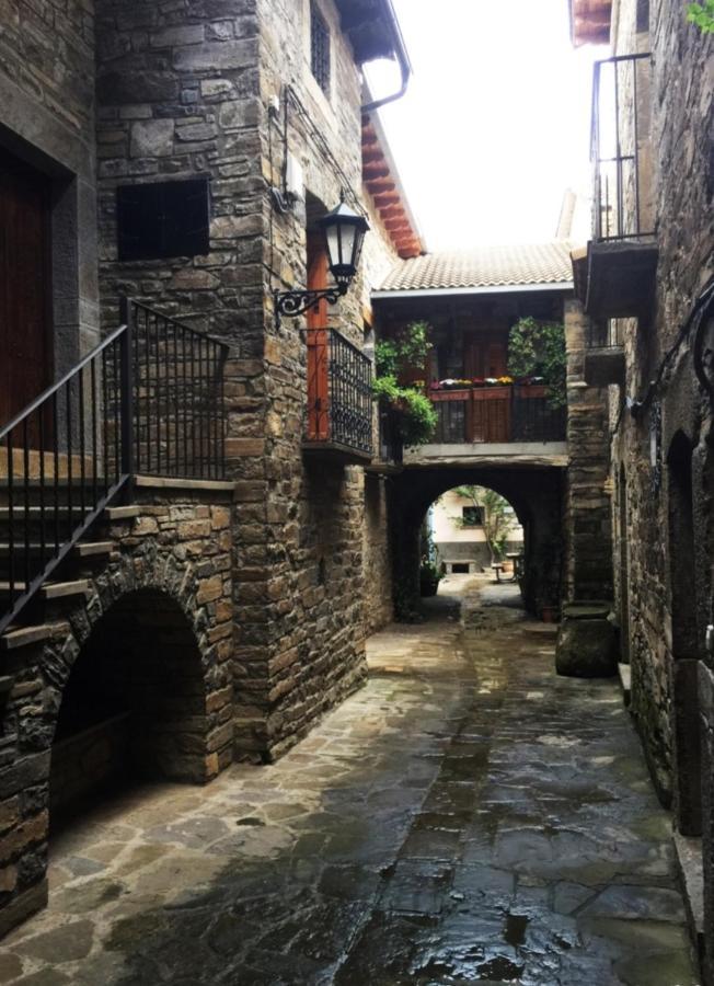 El Pueyo de Araguás Casa Encuentra, En El Pirineo Al Lado De Ainsa 게스트하우스 외부 사진