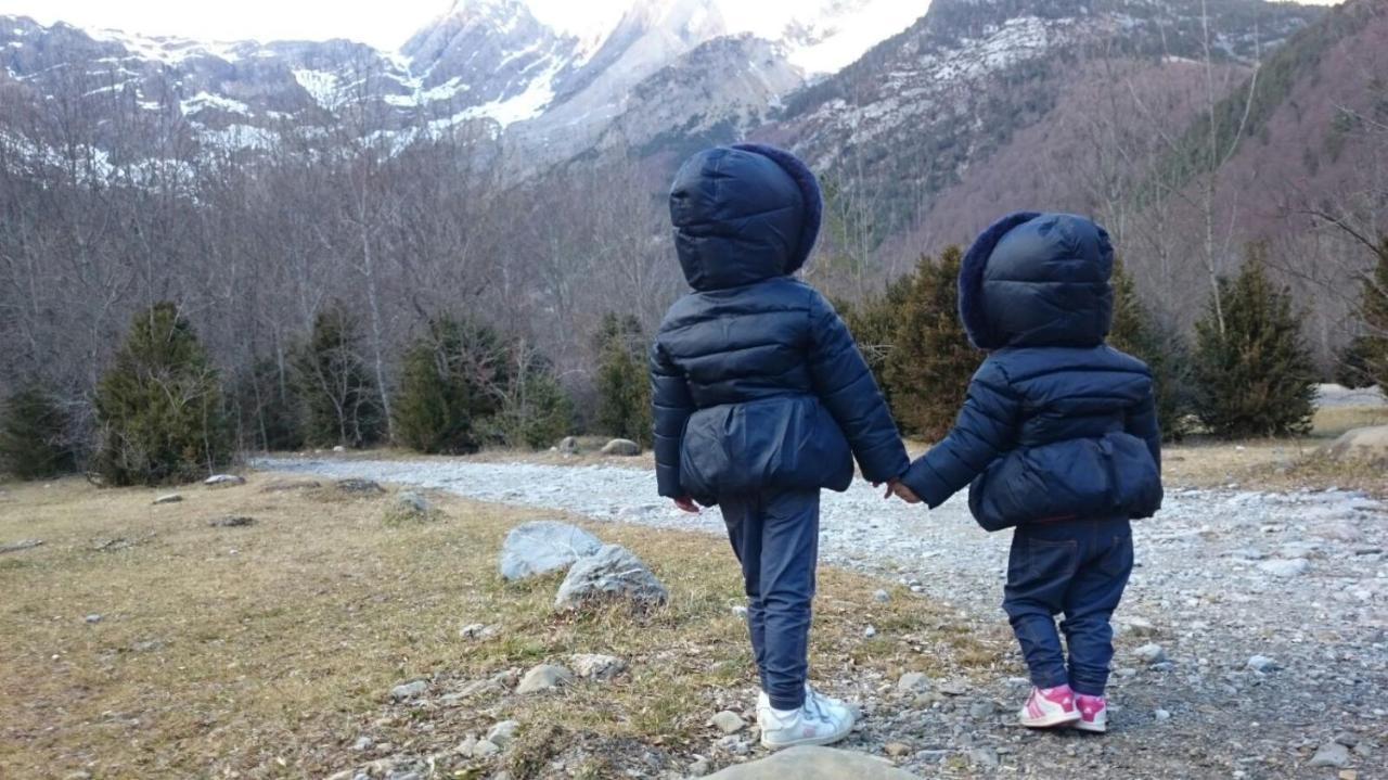 El Pueyo de Araguás Casa Encuentra, En El Pirineo Al Lado De Ainsa 게스트하우스 외부 사진