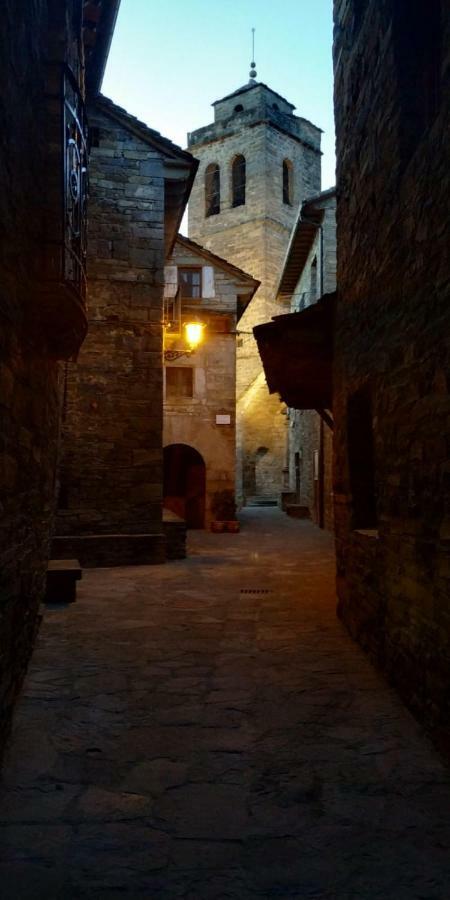 El Pueyo de Araguás Casa Encuentra, En El Pirineo Al Lado De Ainsa 게스트하우스 외부 사진